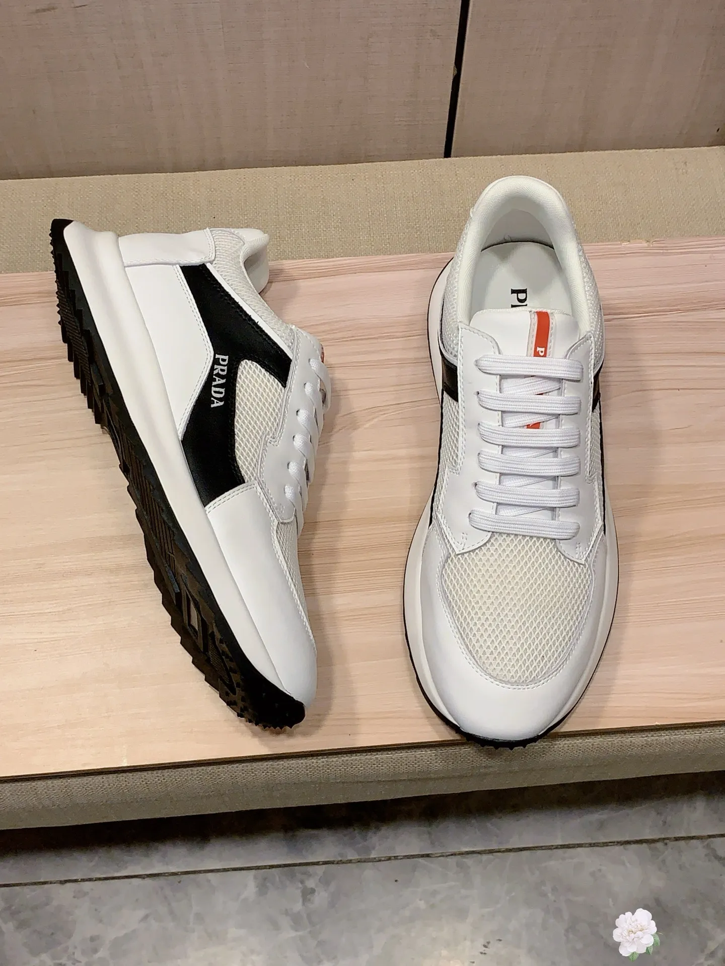 Men's shoes 💰460💰💰🎩🎩[Lightning][Lightning] "Prada PRADA*" latest hot style casual shoes, top brand [seduce] luxury~purchase, top~quality. [Strong] The upper is made of imported breathable cowhide with material ➕ breathable sheepskin feet (•) and fine workmanship. The original stylish and stylish soft rubber wear-resistant and non-slip outsole is light and comfortable on the feet. The real thing looks better when photographed in person. 0121: code: 38-44, 4️⃣ colors selected